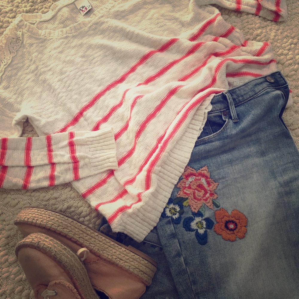 Super cute & soft coral and cream sweater by OhMG
